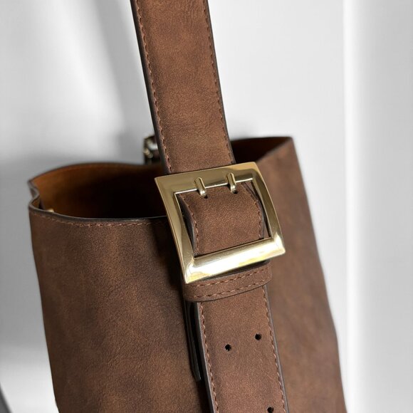 Universal Thread Slouchy Bucket Shoulder Bag Brown Faux Suede Boho Quiet Luxury - Picture 16 of 16
